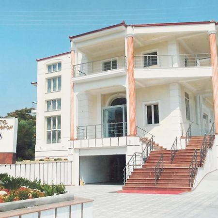 Hotel Melastron Elassona Екстериор снимка