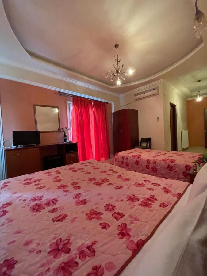 Hotel Melastron Elassona Екстериор снимка