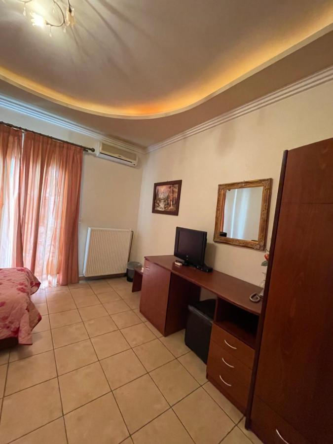 Hotel Melastron Elassona Екстериор снимка