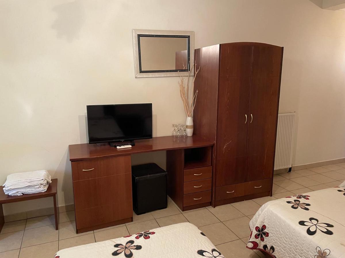 Hotel Melastron Elassona Екстериор снимка